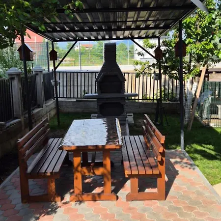 Dvokrevetni-dvije Osobe Apartment